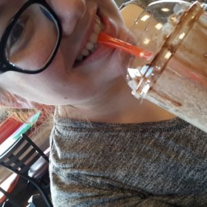 Meet your Posher, April